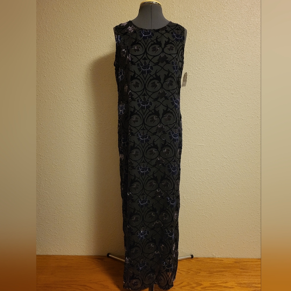 NWT Dressing Clio Black & Purple Sheer Velvet Dress Size Small